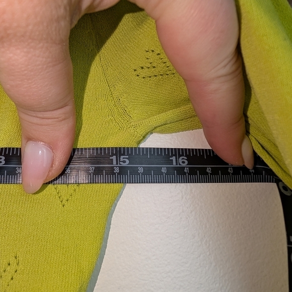 Zara Womens Top Medium Green Knit Long Sleeve Heart Pointelle‎ Pullover - Picture 7 of 7